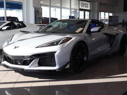 New 2026 Chevrolet Corvette Z06 w/ Z07 Performance Package image 1