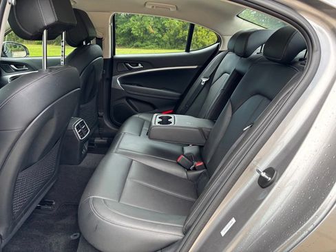 Used 2026 Genesis G70 2.5T RWD image 16