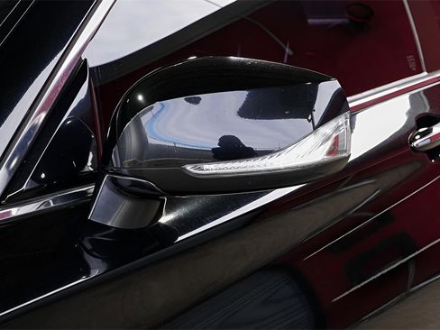 Used 2019 INFINITI Q60 3.0t Luxe w/ Essential Package image 13