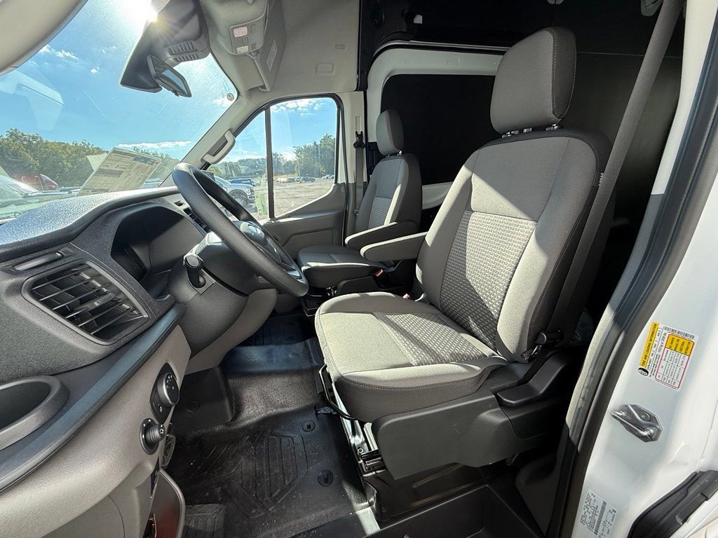 New 2026 Ford Transit 250 148 High Roof AWD w/ Load Area Protection Package image 16