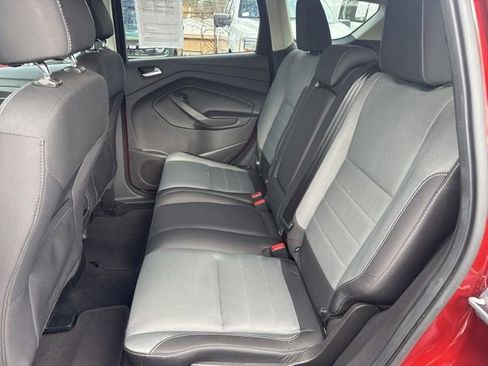 Used 2016 Ford Escape SE image 14
