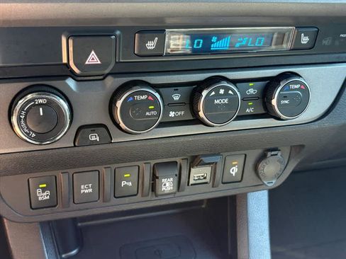 Used 2020 Toyota Tacoma TRD Pro AWD/4WD image 14