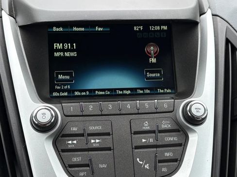 Used 2017 Chevrolet Equinox Premier w/ Enhanced Convenience Package AWD/4WD image 20
