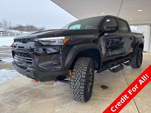 Used 2024 Chevrolet Colorado ZR2 w/ ZR2 Convenience Package III image 11