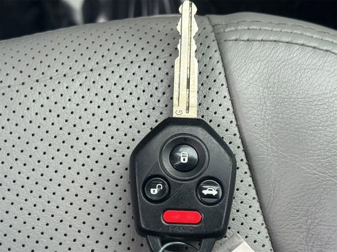 Used 2014 Subaru Forester 2.5i Limited image 32