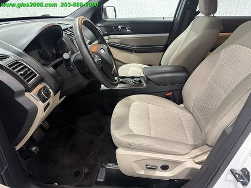 Used 2018 Ford Explorer 4WD w/ Class II Trailer Tow Package image 23