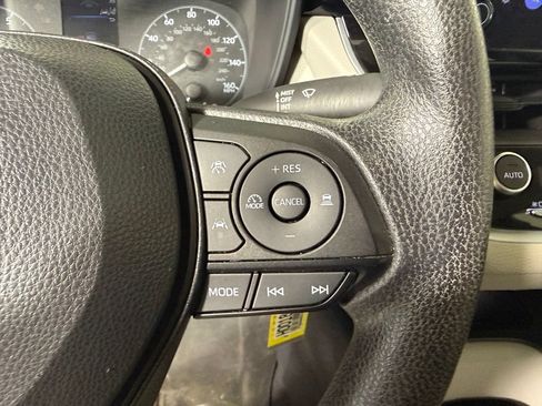 Used 2023 Toyota Corolla LE FWD image 18