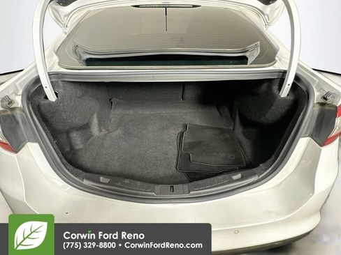Used 2016 Ford Fusion SE w/ Equipment Group 202A AWD/4WD image 25
