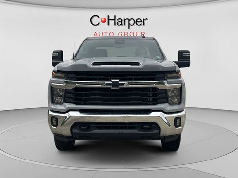 Used 2024 Chevrolet Silverado 2500 LT w/ Convenience Package AWD/4WD image 8