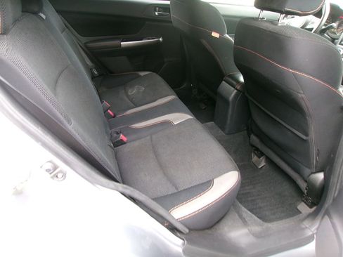 Used 2016 Subaru Crosstrek 2.0i Premium w/ Moonroof Package image 13