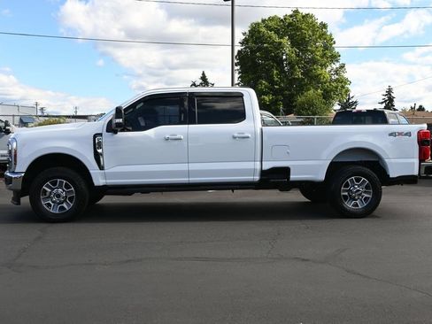 Used 2024 Ford F250 Lariat AWD/4WD image 4