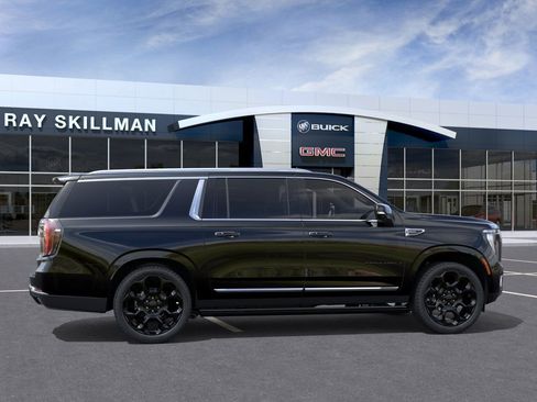 New 2026 GMC Yukon XL Denali w/ Denali Reserve Package AWD/4WD image 5