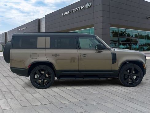 New 2026 Land Rover Defender 130 X-Dynamic SE AWD/4WD image 6