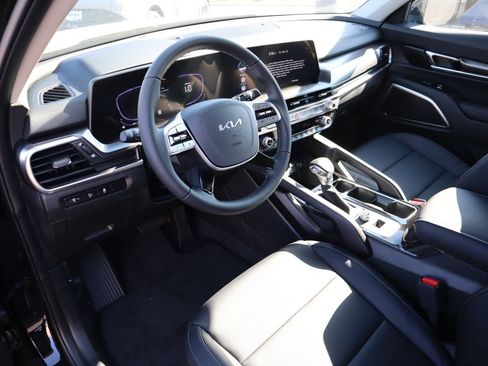 New 2025 Kia Telluride LX FWD image 21