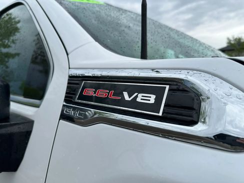 Used 2021 GMC Sierra 2500 Denali w/ Denali Ultimate Package AWD/4WD image 4