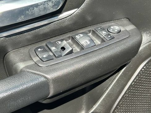 Used 2023 RAM 1500 Big Horn AWD/4WD image 18