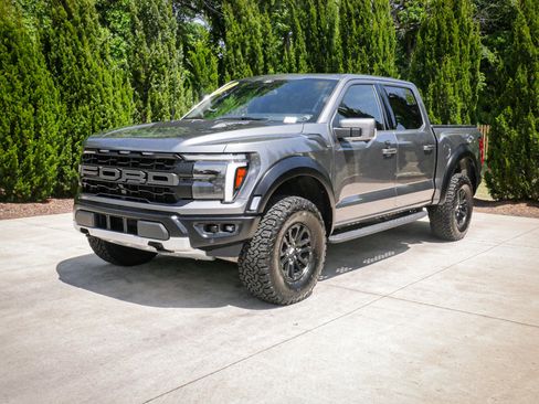 Used 2025 Ford F150 Raptor AWD/4WD image 5