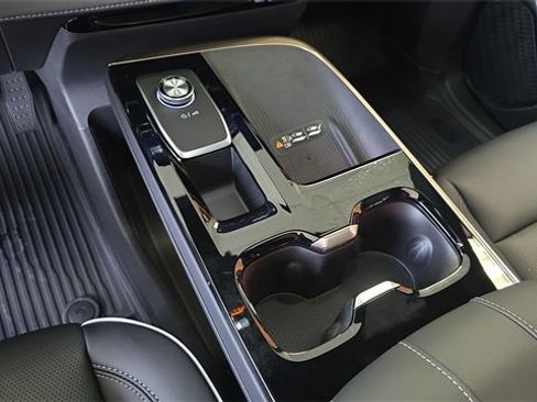 New 2026 Buick Enclave Avenir w/ Super Cruise Package image 21