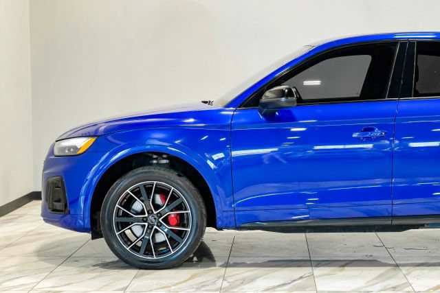 Used 2021 Audi SQ5 Premium Plus w/ Premium Plus Package AWD/4WD image 17