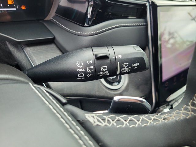 Used 2023 Jeep Grand Cherokee Overland AWD/4WD image 28