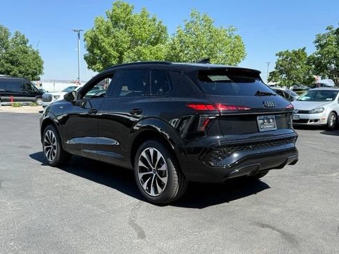 New 2026 Audi Q3 quattro 2.0T AWD/4WD image 5