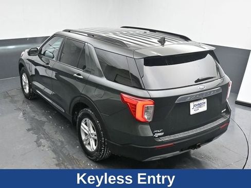 Used 2023 Ford Explorer XLT w/ Equipment Group 202A image 18