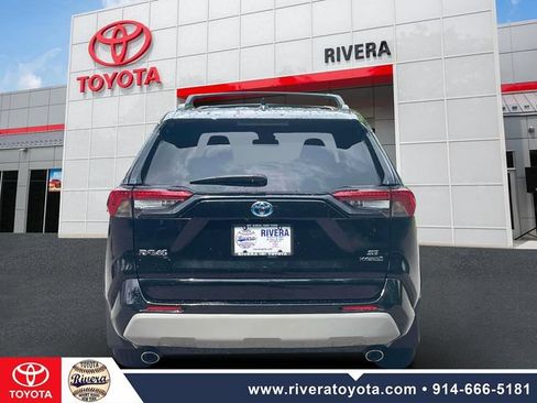 Used 2023 Toyota RAV4 SE w/ Convenience Package AWD/4WD image 7