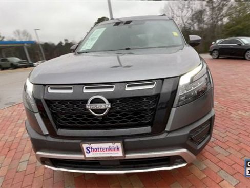 Used 2024 Nissan Pathfinder Rock Creek image 4