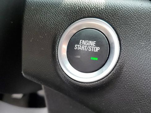 Used 2024 GMC Terrain SLE w/ Driver Convenience Package AWD/4WD image 29
