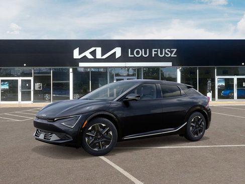 New 2025 Kia EV6 Wind image 3