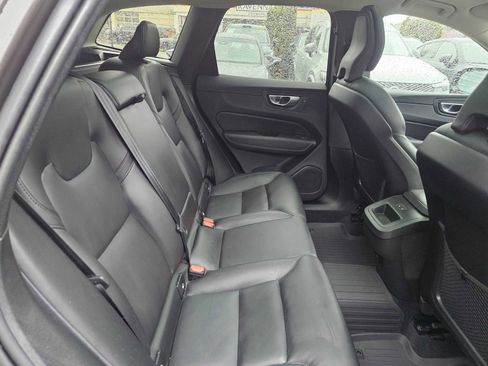Certified 2025 Volvo XC60 B5 Core w/ Protection Package Premier image 14