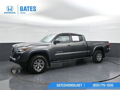 Used 2017 Toyota Tacoma SR5 image 7