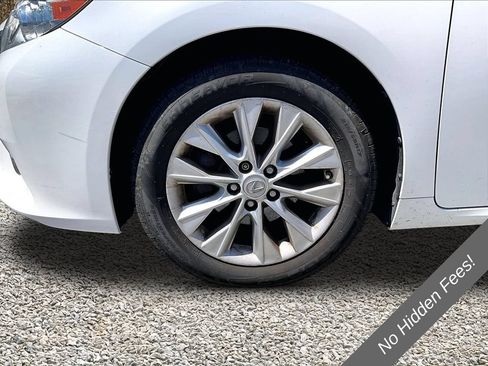 Used 2015 Lexus ES 300h w/ Navigation System Package FWD image 9