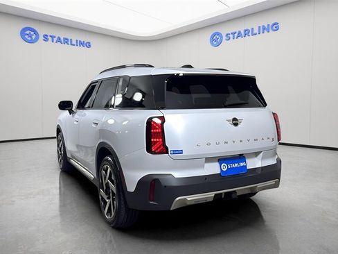 Used 2025 MINI Cooper Countryman S w/ Comfort Package Max image 6