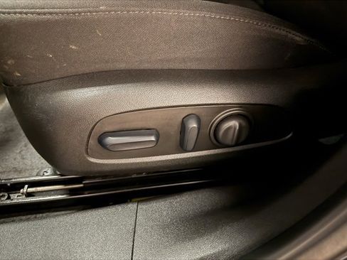 Used 2025 Chevrolet Malibu RS image 18