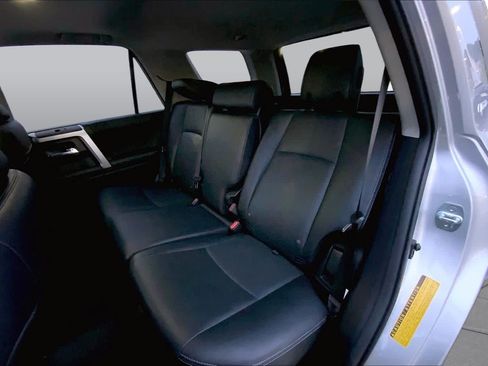 Used 2024 Toyota 4Runner Limited AWD/4WD image 20