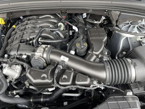 New 2025 Jeep Grand Cherokee Laredo X image 17