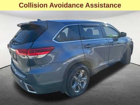 Used 2018 Toyota Highlander Limited Platinum AWD/4WD image 9