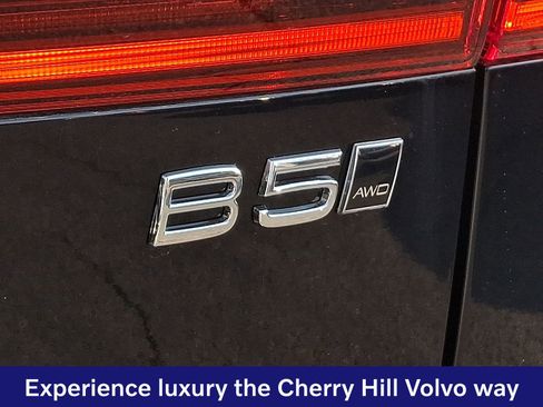 New 2026 Volvo XC60 B5 Ultra w/ Protection Package Premier AWD/4WD image 19