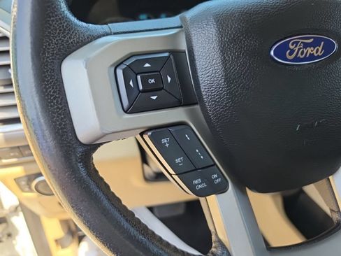 Used 2016 Ford F150 Lariat w/ Equipment Group 502A Luxury AWD/4WD image 13