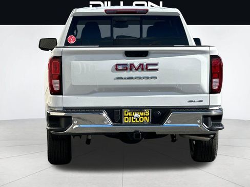 Used 2025 GMC Sierra 1500 SLE w/ Preferred Package AWD/4WD image 5
