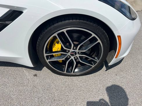 Used 2016 Chevrolet Corvette Stingray Coupe w/ Carbon Flash Badge Package RWD image 11