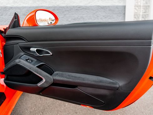 Used 2018 Porsche 911 GT3 image 36