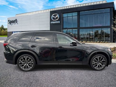 Used 2025 MAZDA CX-70 Plug-In Hybrid w/ Premium Plus AWD/4WD image 3