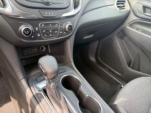 Used 2023 Chevrolet Equinox LT AWD/4WD image 18