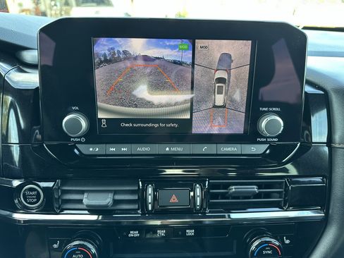 Used 2023 Nissan Pathfinder Rock Creek image 10