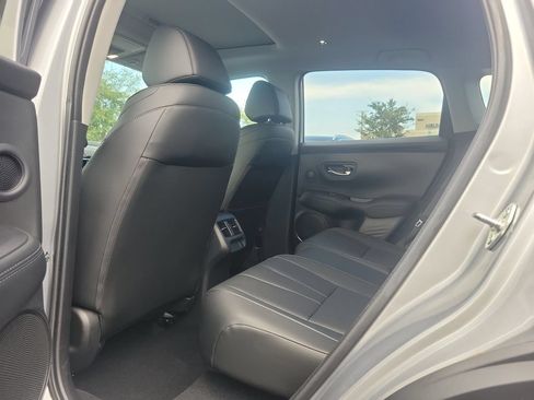 Certified 2025 Acura ADX FWD image 12