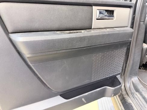 Used 2015 Ford Expedition EL Limited w/ Equipment Group 301A AWD/4WD image 19