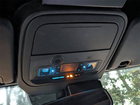 Used 2022 Ford Bronco Outer Banks image 21