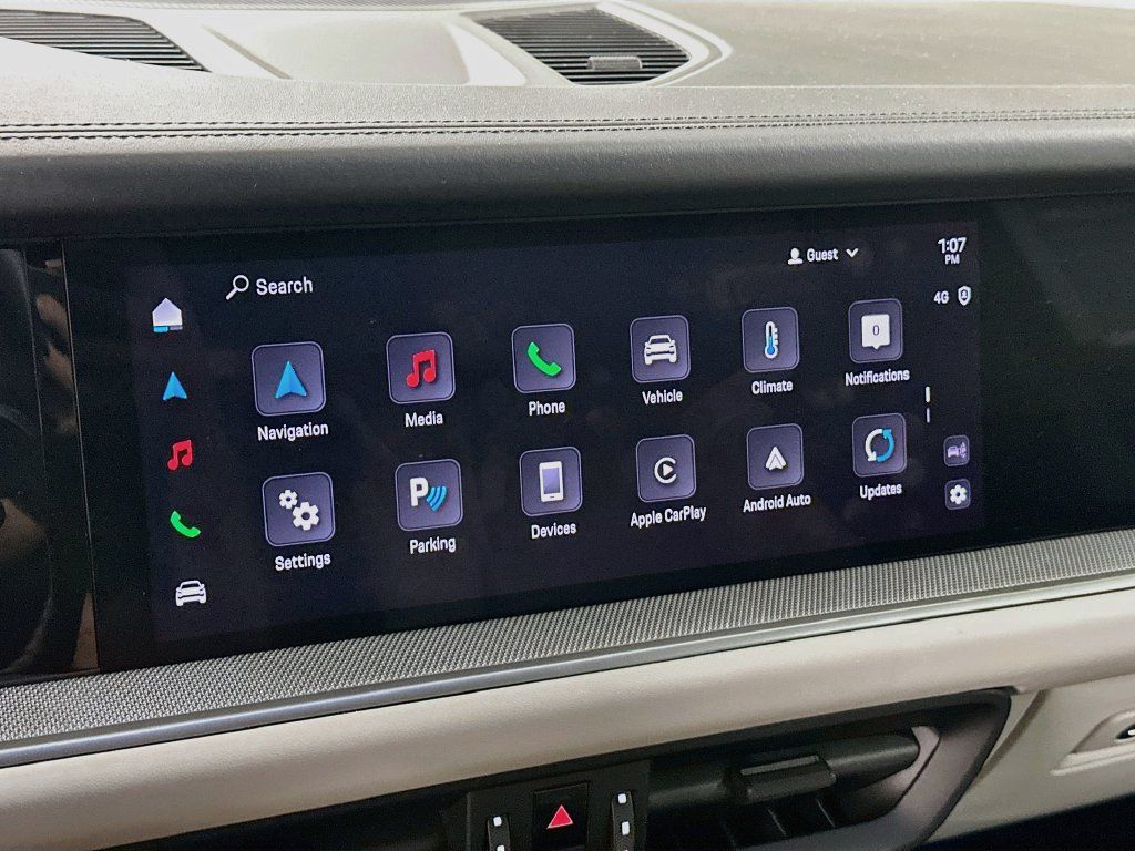 Certified 2024 Porsche Cayenne AWD/4WD image 16